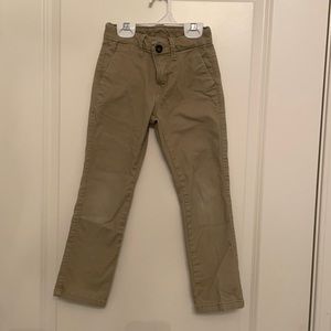 Gap kids khaki pants. Boys Size 6 slim
